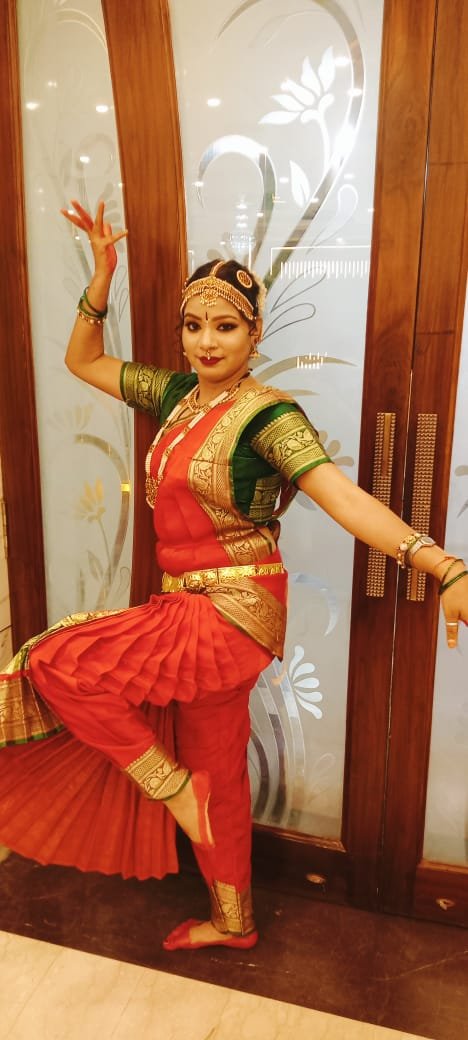 SALONI GUPTA KATHAK DANCER VARANASI