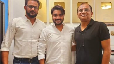 निर्माता रत्नाकर कुमार शुरू कर सकते हैं प्रदीप पांडेय चिंटू के साथ नई फिल्म